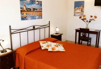 La Mimosa di Erice has Balcony rooms