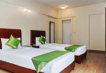 Treebo Trend Brooks Manor allows 18 year olds to book a room