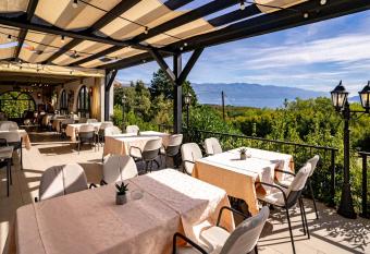 Pansion Lavanda Lopar has Balcony rooms