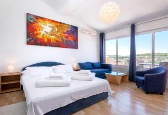 Big Blue has Balcony rooms