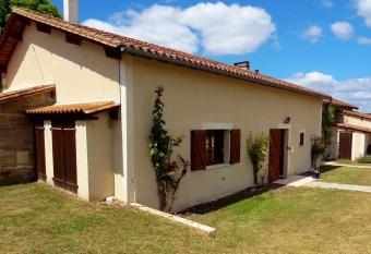 La Chillaudie has Balcony rooms