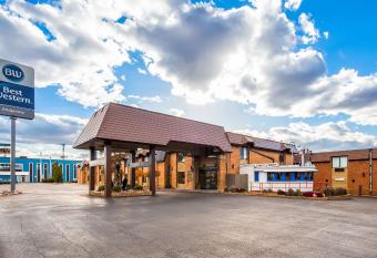 Best Western Bridgeview Hotel has Balcony rooms