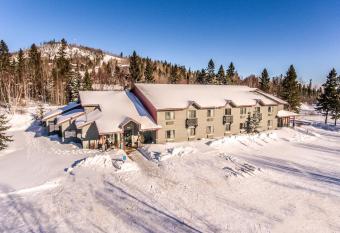 Mountain Inn at Lutsen allows 18 year olds to book a room