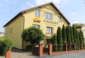 Zajazd Jagnar has Balcony rooms