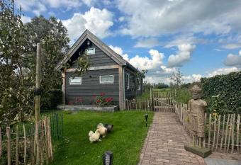  t Jisper Huisje has Balcony rooms