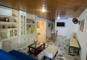 Casa Acogedora cerca al mar has Balcony rooms