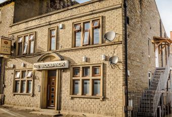 WoolPack has Balcony rooms