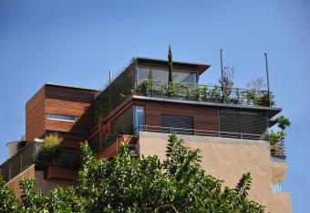 Charming Architect Loft withTerrace allows 18 year olds to book a room