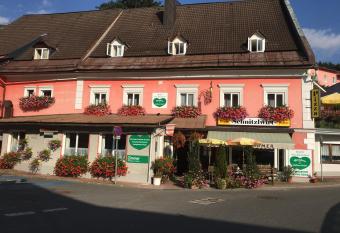 Bed & Breakfast Goldener Stiefel has Balcony rooms