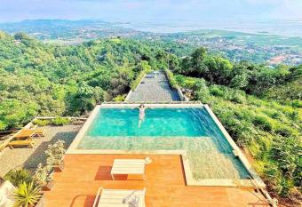 The Upper Room Binangonan has Balcony rooms