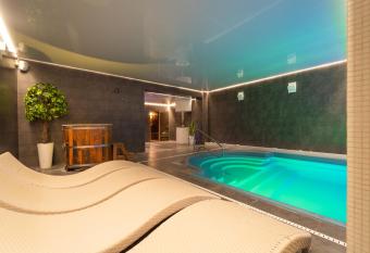 Penzi  n Aqua Maria has Balcony rooms