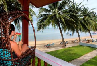 Sun Beach Bungalows has Smoking/Balcony rooms