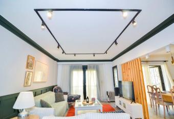 Al Rehab Where Every Room Tells a Story has rooms with a private hot tub