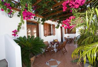 Anastasia Studios Lindos has Balcony rooms