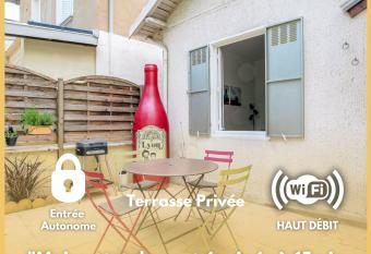 Pot o Gones has Balcony rooms