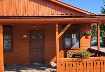 Dunakavics Apartman has Balcony rooms