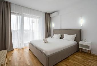 The WHITE - Family Escape - Loft allows 18 year olds to book a room