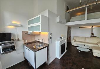 Galerie Apartment Leon has Balcony rooms