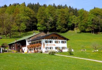 Apartment Rothenlehen has Balcony rooms