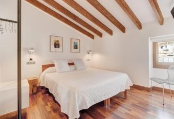 Desbrull allows 18 year olds to book a room