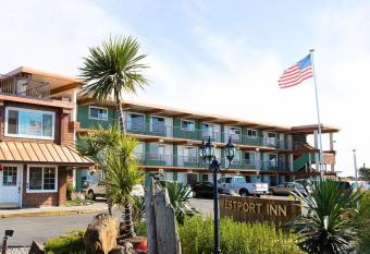 Westport Inn has Balcony rooms