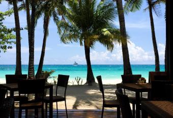 357 Boracay Resort has Balcony rooms