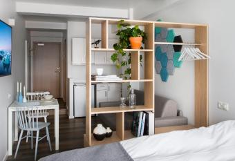 Island Apartments allows 18 year olds to book a room