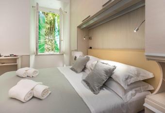 Andenis Luxury House allows 18 year olds to book a room