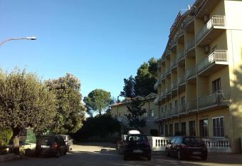 Hotel San Francesco Terme has Balcony rooms