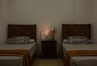 unique studio with AC& Wi-Fi by the sea and Hilton Hotel in Alexandria allows 18 year olds to book a room