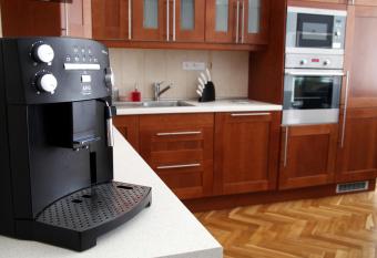 The Old town s apartment has rooms with a private hot tub