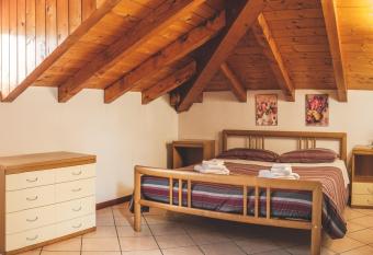 Appartamenti La Sirena has Balcony rooms