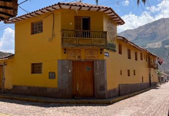 Barroco Andino has Balcony rooms