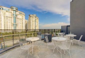 Hotel Aravali Inn & Banquet Hall has Balcony rooms