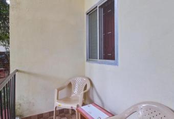 Adilson Guest House allows 18 year olds to book a room