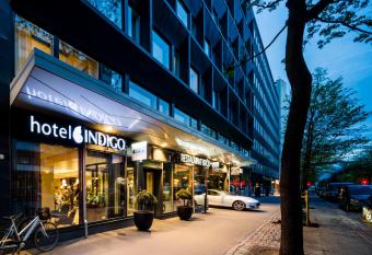 Hotel Indigo Helsinki-Boulevard, an IHG Hotel allows 18 year olds to book a room