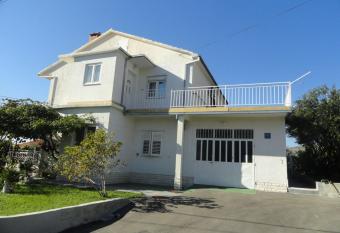 Apartment Meri allows 18 year olds to book a room