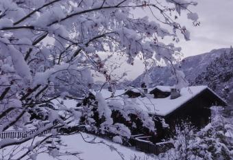 Maison du Tat   has Balcony rooms