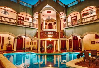 Hotel Real La Merced has Balcony rooms