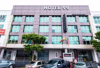Hotel 99 Bandar Puteri Puchong allows 18 year olds to book a room