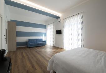 Nonno Girolamo has Balcony rooms