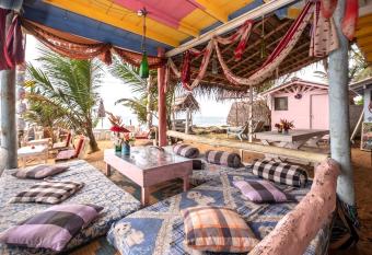Bara Beach Home has Balcony rooms