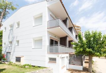 Estudis Laura has Balcony rooms