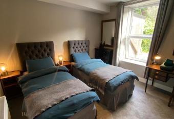 Fern House has Balcony rooms