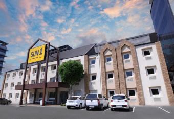 SUN1 Foreshore Cape Town has Smoking rooms