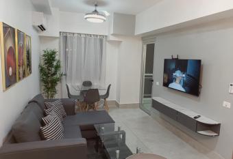 Boca del Mar III, apartamento 411 has Balcony rooms