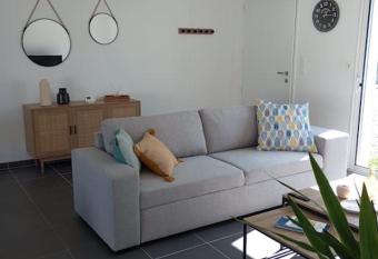 Maison 3 chambres 4 lits 6 personnes has Balcony rooms