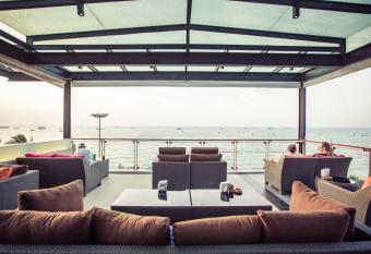 Serenotel Pattaya has Balcony rooms