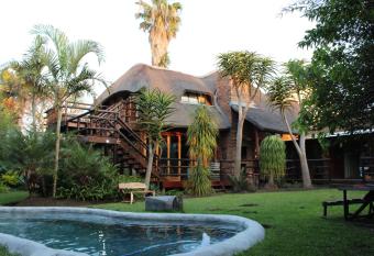 Tidewaters River Lodge has Balcony rooms