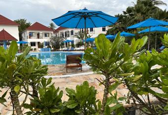 Visitor s Inn has Balcony rooms